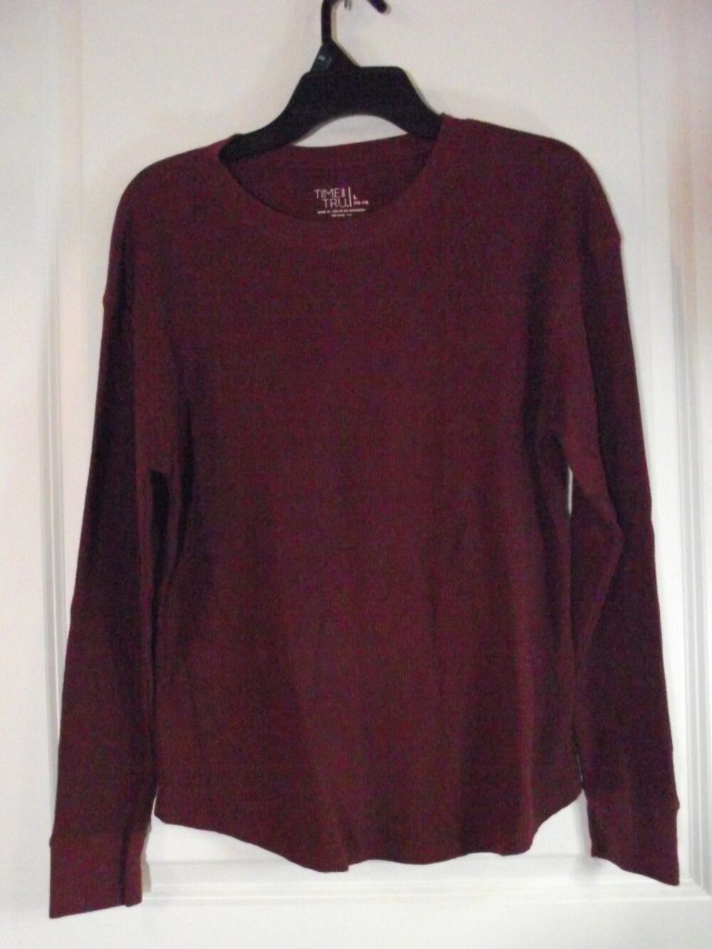 WOMENS L (12-14) time and tru THERMAL SHIRT